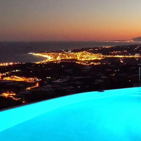 Villa Perla Blanca Sayalonga Екстер'єр фото