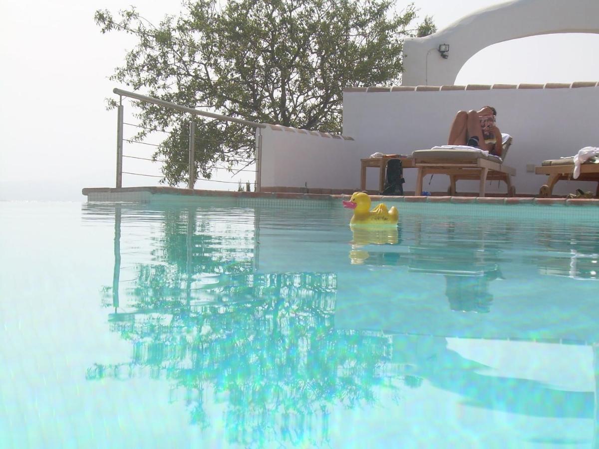 Villa Perla Blanca Sayalonga Екстер'єр фото