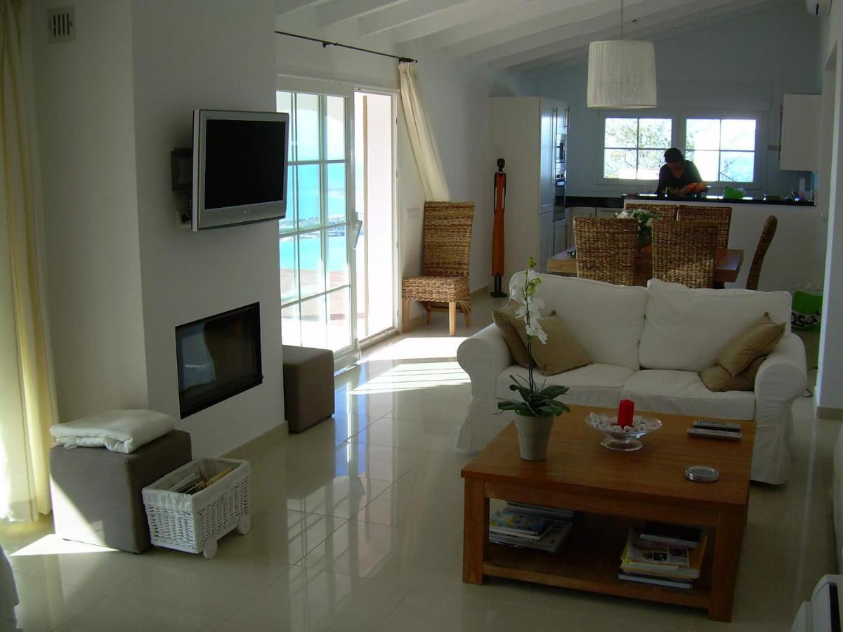 Villa Perla Blanca Sayalonga Екстер'єр фото