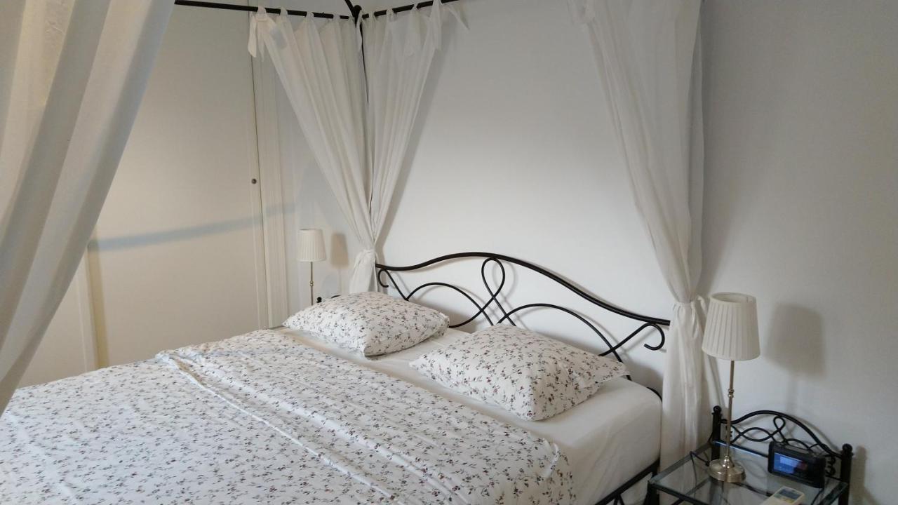 Villa Perla Blanca Sayalonga Екстер'єр фото